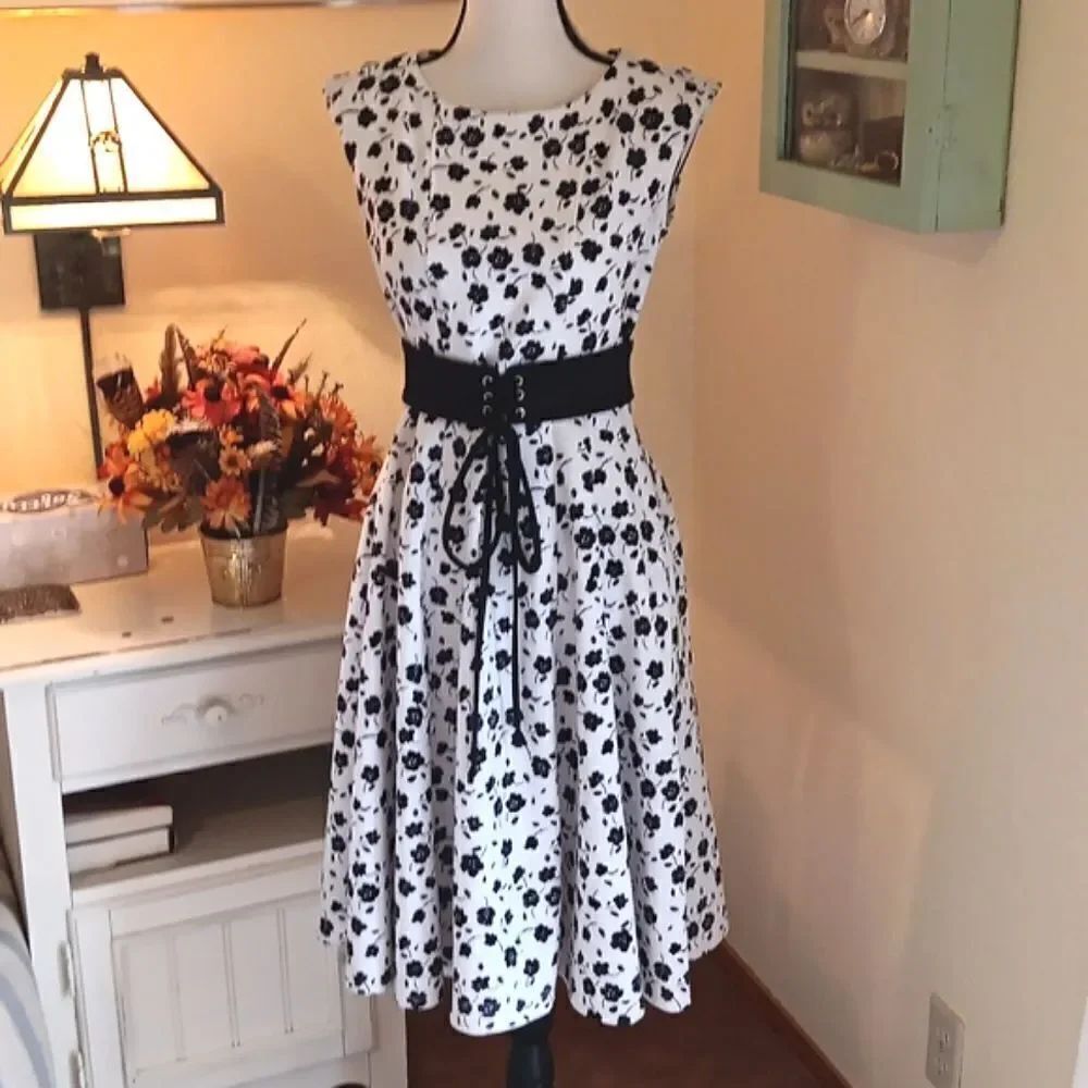 Danny and Nicole Black and White Floral Dress
